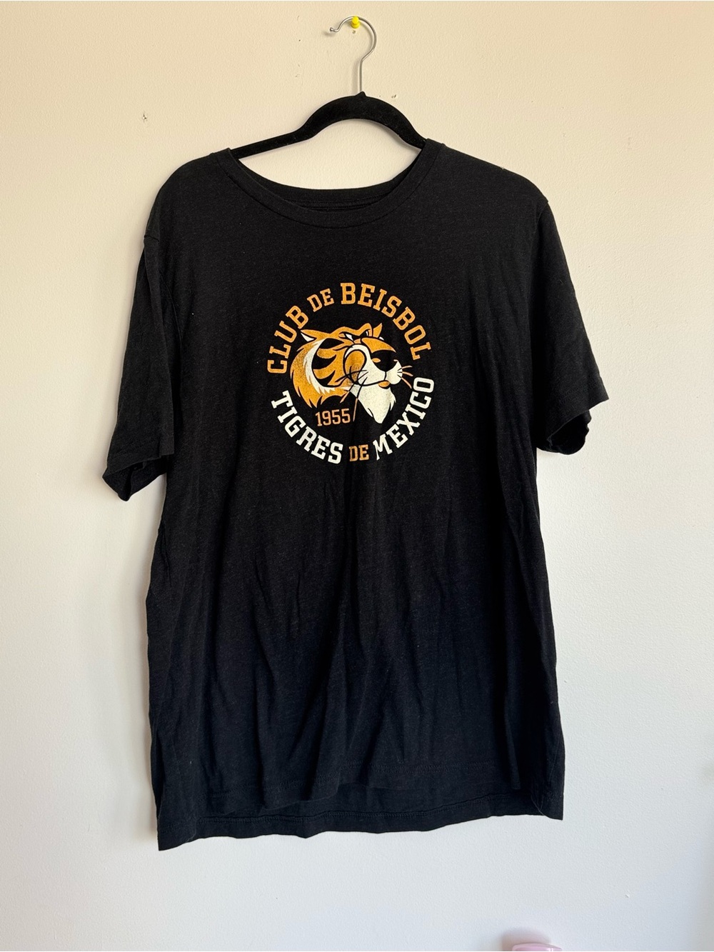 Tigres de Mexico Black Graphic Tee